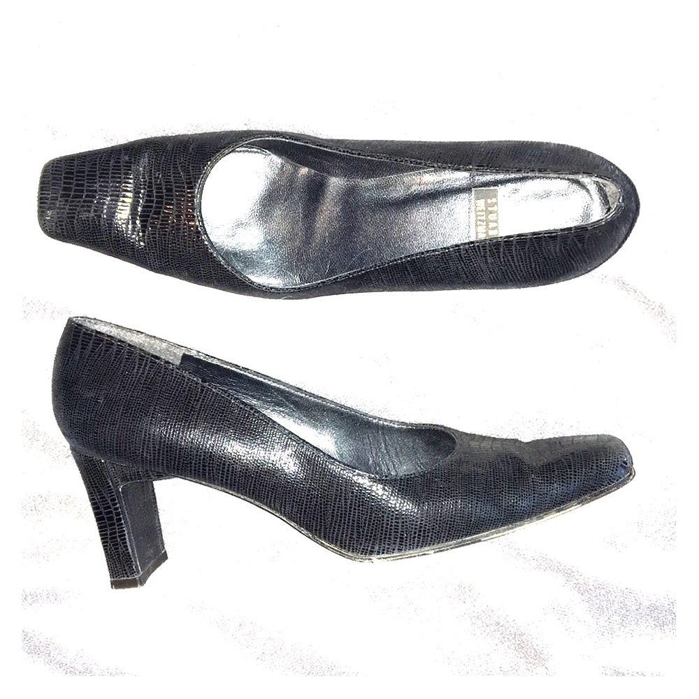 Stuart Weitzman; Black Snakeskin; 7.5 AA (narrow)
